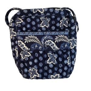 Vera Bradley vintage crossbody in blue coin blue pattern